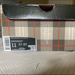 Travvis Scott sb dunks